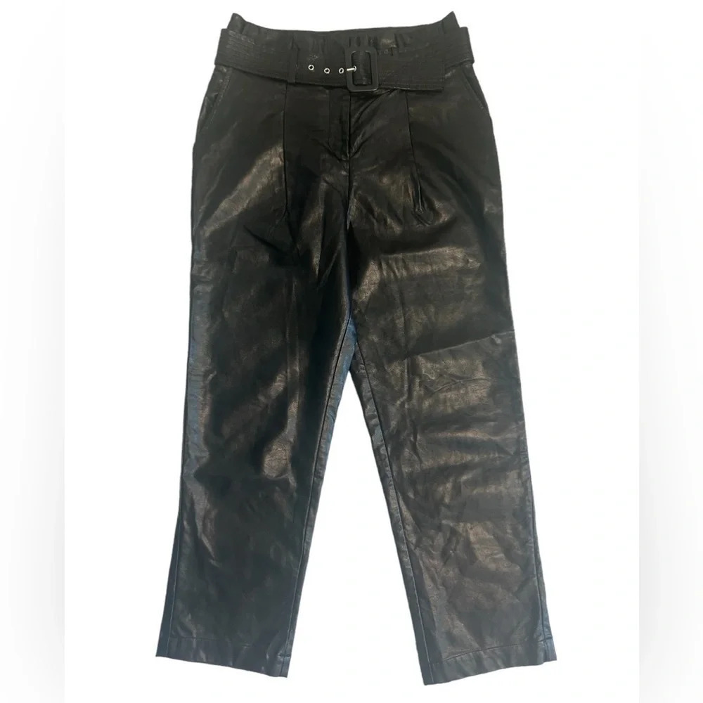 J.O.A high wasted belted barrel leg faux leather pants! Pictures no justice!Sz.M